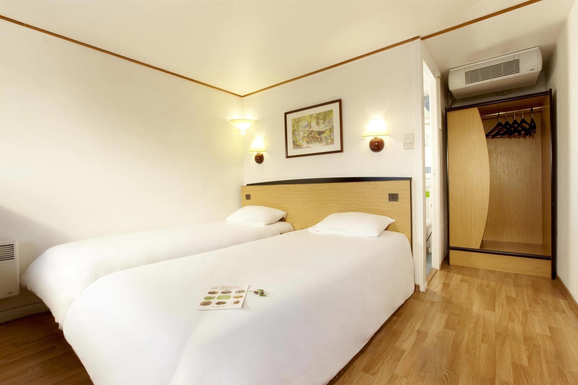 Campanile Saintes Otel Oda fotoğraf